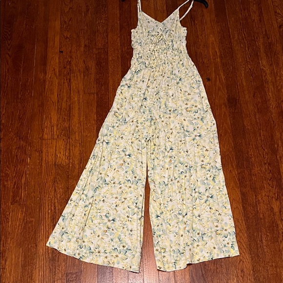 New American Eagle Outfitters Floral Yellow Jumpsuit - Picture 1 of 12